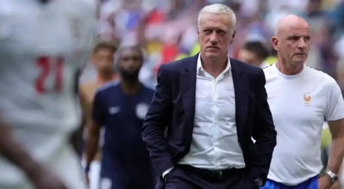 Didier Deschamps habló tras su salida de Francia.