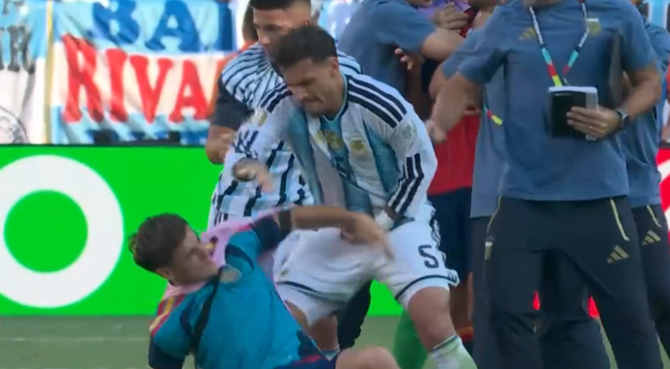Escándalo tras la final del Mundial: FIFA investigaría a Argentina por incidentes con España Escándalo tras la final del Mundial: FIFA investigaría a Argentina por incidentes con España