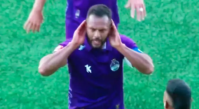 Matías Sen anotó de cabeza para el 1-1 de Comerciantes Unidos ante Alianza Lima Matías Sen anotó de cabeza para el 1-1 de Comerciantes Unidos ante Alianza Lima
