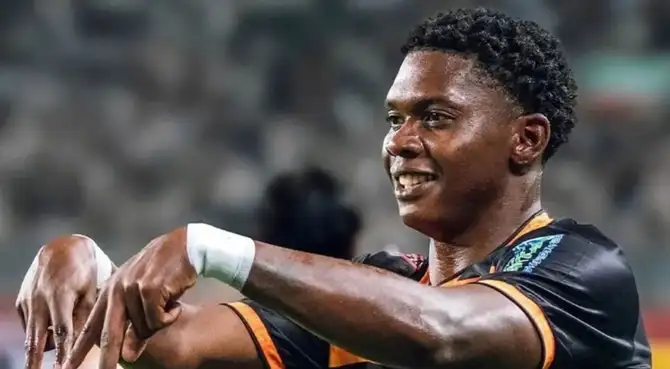 Juan Lucumí, pretendido por Universitario, Alianza Lima y Sporting Cristal, es flamante futbolista de club de Liga 1 Juan Lucumí, pretendido por Universitario, Alianza Lima y Sporting Cristal, es flamante futbolista de club de Liga 1