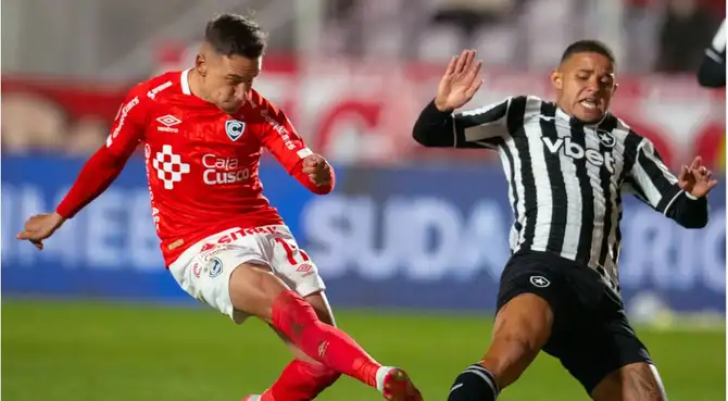 El premio que recibieron 4 futbolistas de Cienciano tras golear 6-1 a Botafogo por la Sudamericana