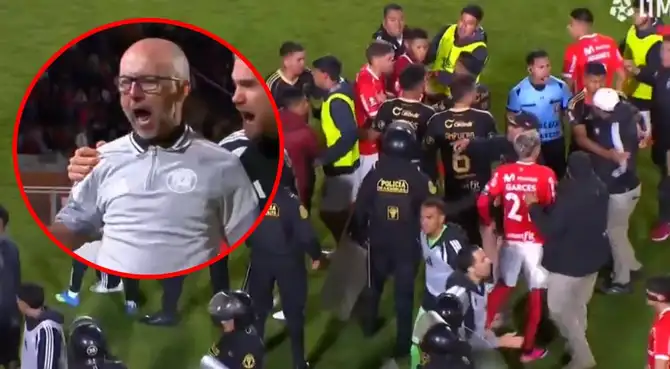 Javier Rabanal celebró con todo la victoria de Cusco FC sobre Cienciano. Javier Rabanal celebró con todo la victoria de Cusco FC sobre Cienciano.