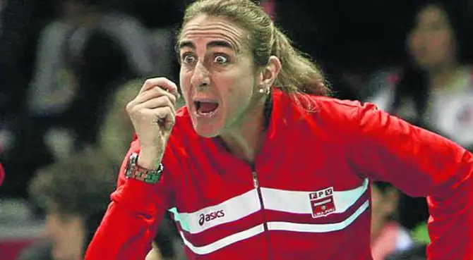 Natalia Málaga expresó su malestar contra la Federación Peruana de Vóley.