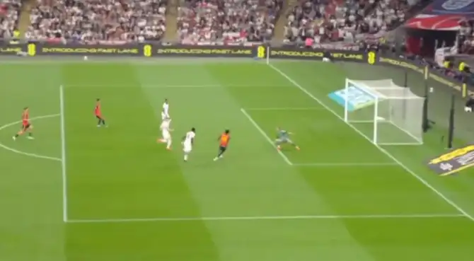Gol de Lamine Yamal que pone el 1-0 para España ante Inglaterra por Nations League