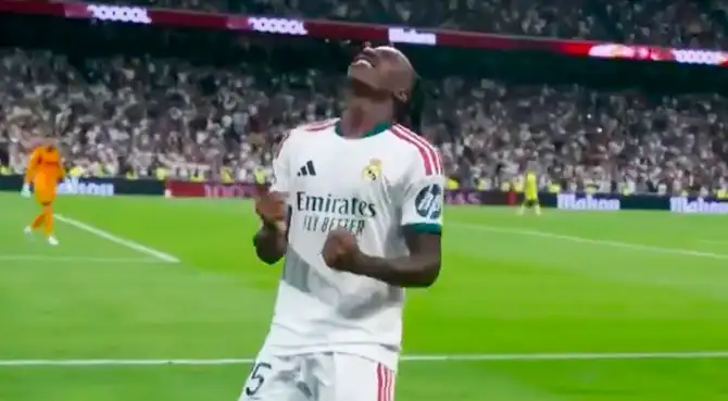 Gol de Yan Diomandé para el 1-0 del Real Madrid vs Villareal por LaLiga Gol de Yan Diomandé para el 1-0 del Real Madrid vs Villareal por LaLiga