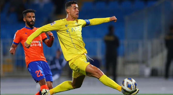 Cristiano Ronaldo es el goleador de Al Nassr en la Liga Profesional Saudí 2024.
