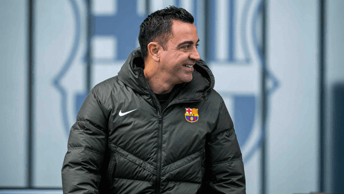 ¡Xavi se queda! Barcelona confirmó la continuidad del español hasta el 2025