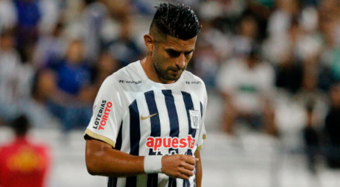 Carlos Zambrano sufrió una lesión y preocupa a los hinchas de Alianza Lima