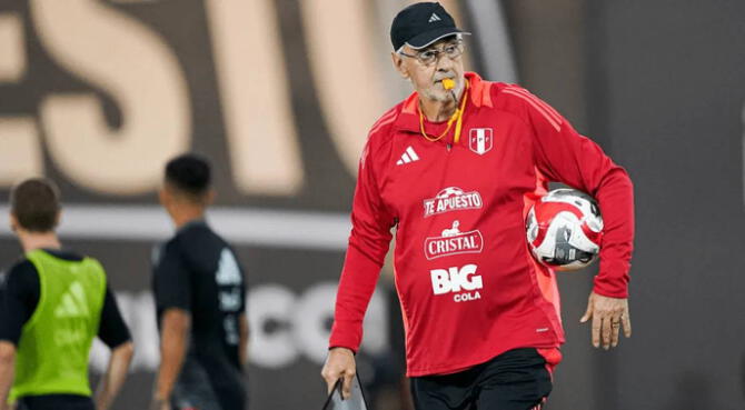 Jorge Fossati convocará a tres futbolistas de Alianza Lima.