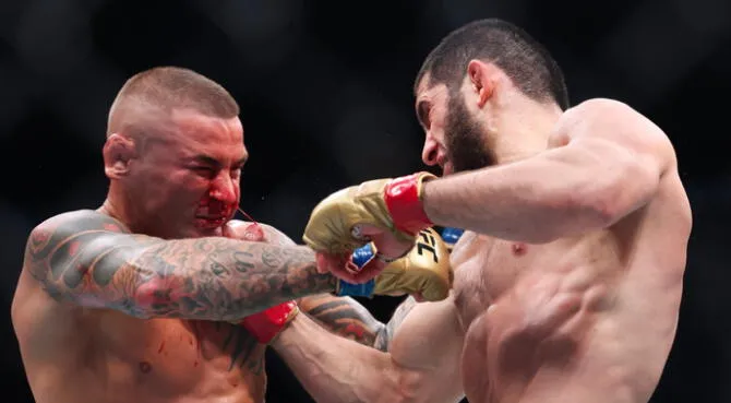 Makhachev mantiene el título mundial de peso ligero de la UFC.