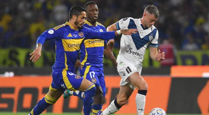 Con Advíncula expulsado, Boca cayó 4-3 ante Vélez y quedó eliminado de la Copa Argentina