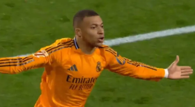 Doblete de Kylian Mbappé en el Real Madrid vs Valladolid.