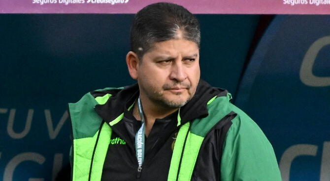 Revelan el sueldo de Óscar Villegas como DT de Bolivia