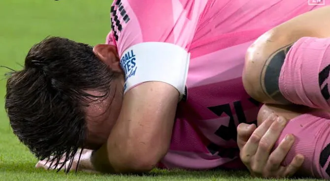 La terribles falta que recibió Messi en el Inter Miami vs Al Ahly por Mundial de Clubes La terribles falta que recibió Messi en el Inter Miami vs Al Ahly por Mundial de Clubes