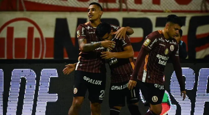 Universitario y un fuerte anuncio sobre la Libertadores.