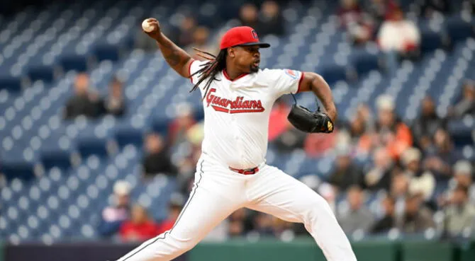Luis Ortiz es suspendido por una investigación de apuestas deportivas en la MLB