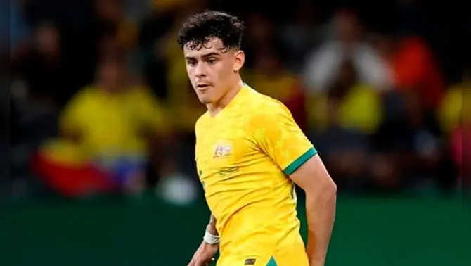 Australia convocó a Alexander Robertson tras el no llamado de Manuel Barreto