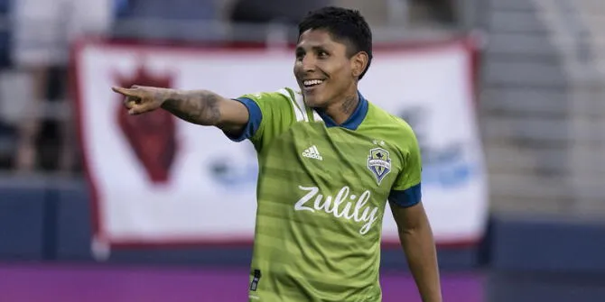 Raúl Ruidíaz con el Seattle Sounders, club donde registra 69 goles hasta el momento.   